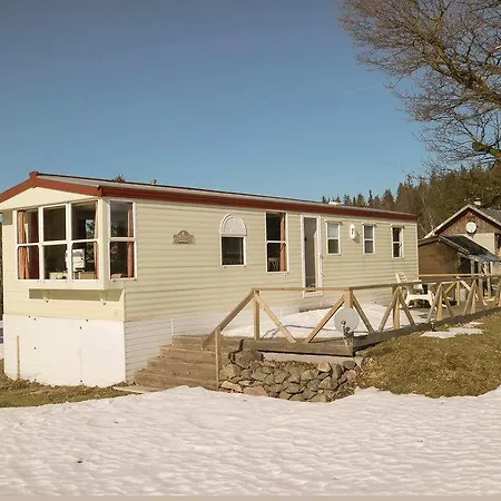 Three-bedroom Holiday In 度假居 *